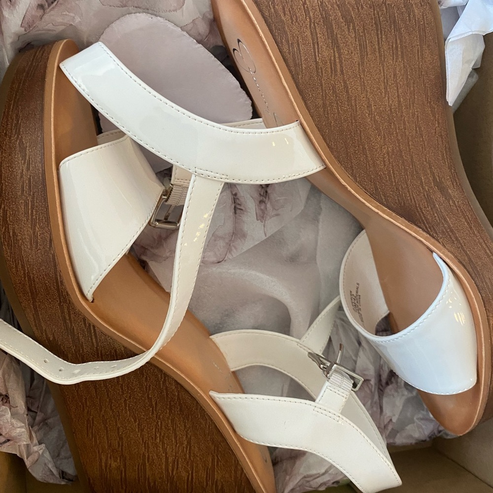 Jessica Simpson women's size 10 white and tan wedges